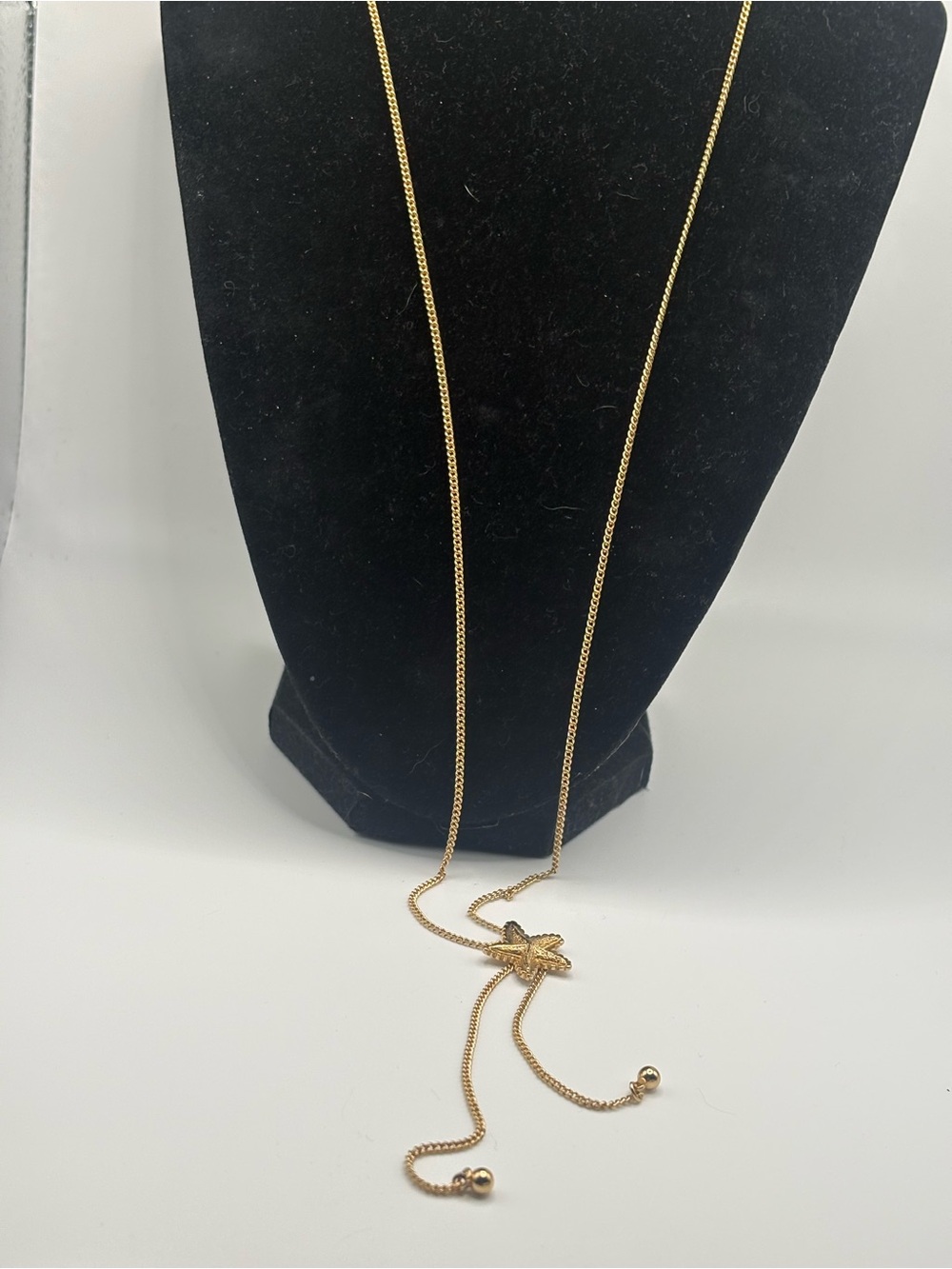 Avon Vintage Gold Tone Starfish Lariat Necklace 30” Adjustable Signed